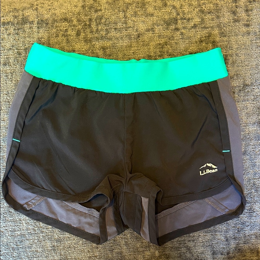 L.L. Bean Kids' Black and Teal Shorts 5-6 ⭐️